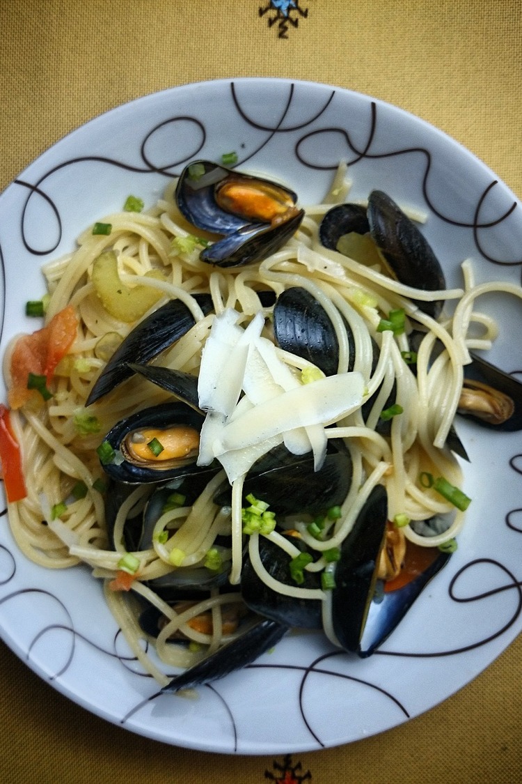 Mussels with Spaghetti - Seafood Recipe