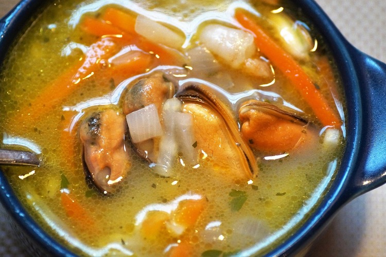 Seafood Recipe - Seafood Soup with Mussles, Carrots and Onions
